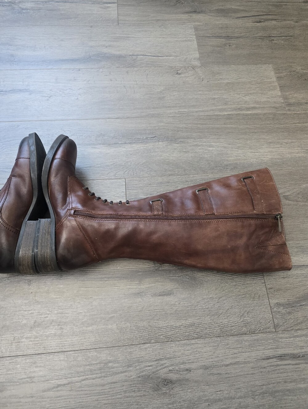 Vince Camuto Fenton Riding Boots Distressed Finish Lace Up Buckles Sz 7 - Picture 12 of 14